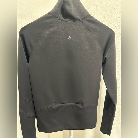 Lululemon Run to Reset 1/2 Zip
Speckle Emboss Black - Picture 4 of 6